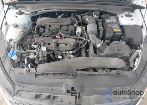 2021 Kia K5 Lxs z USA, uszkodzony, nr VIN 5XXG14J24MG010554